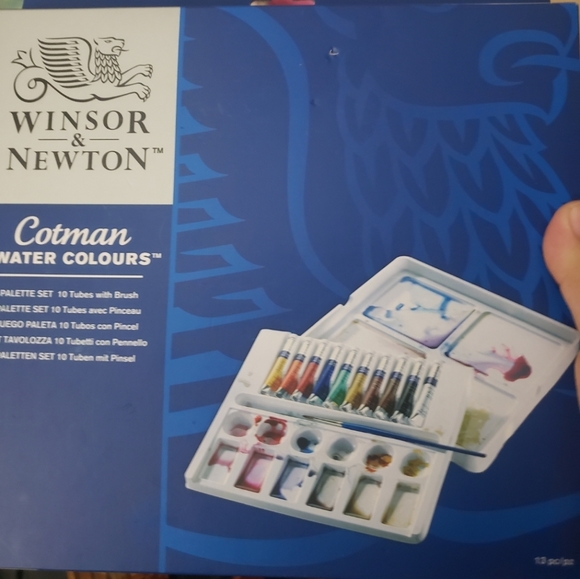 Winsor and Newton half pan watercolor tubes - Picture 1 of 1